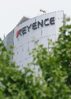 Keyence exterior, logo and signage